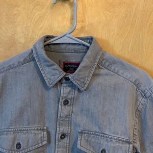 UNTUCKit Double Pocket Botton Down